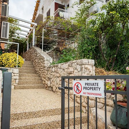 Apartment Jelka- Center Of Hvar Town Exterior photo