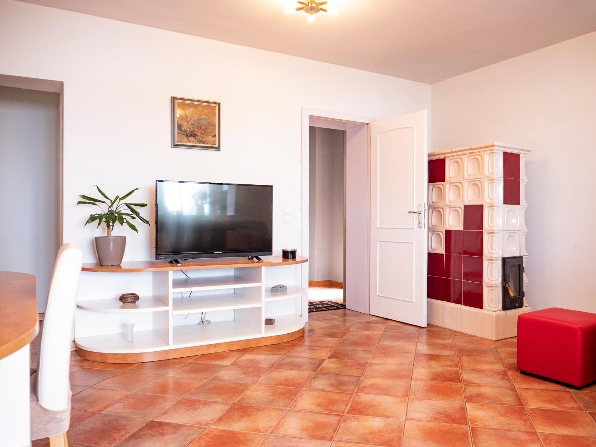 Apartment Jelka- Center Of Hvar Town Exterior photo